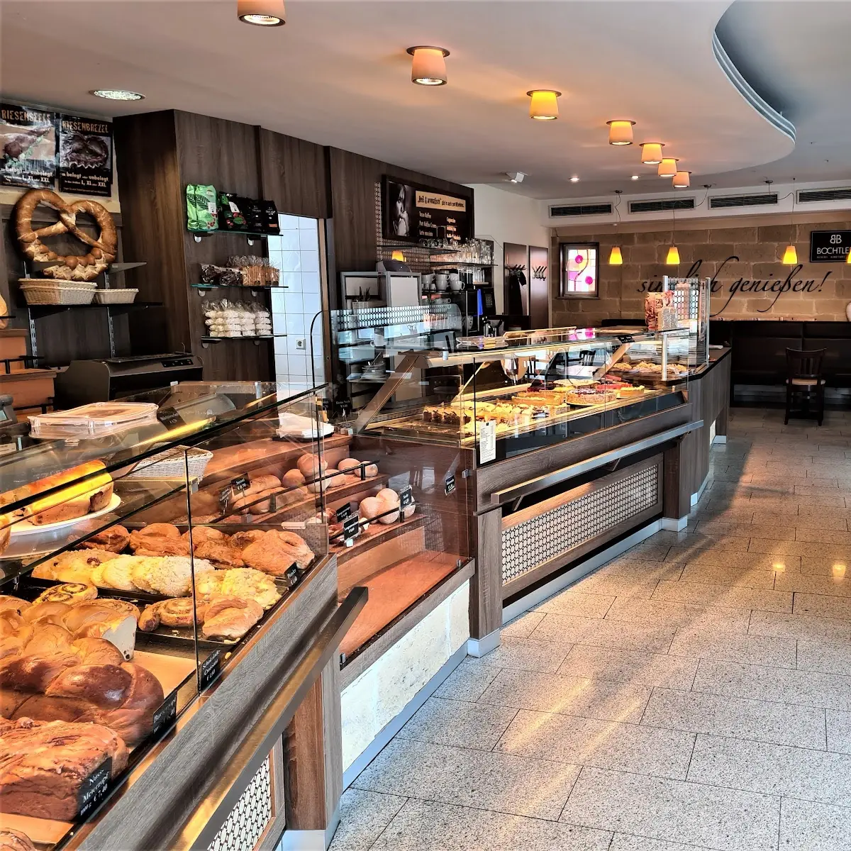 Atmosphäre, Bäckerei-Konditorei-Bochtler