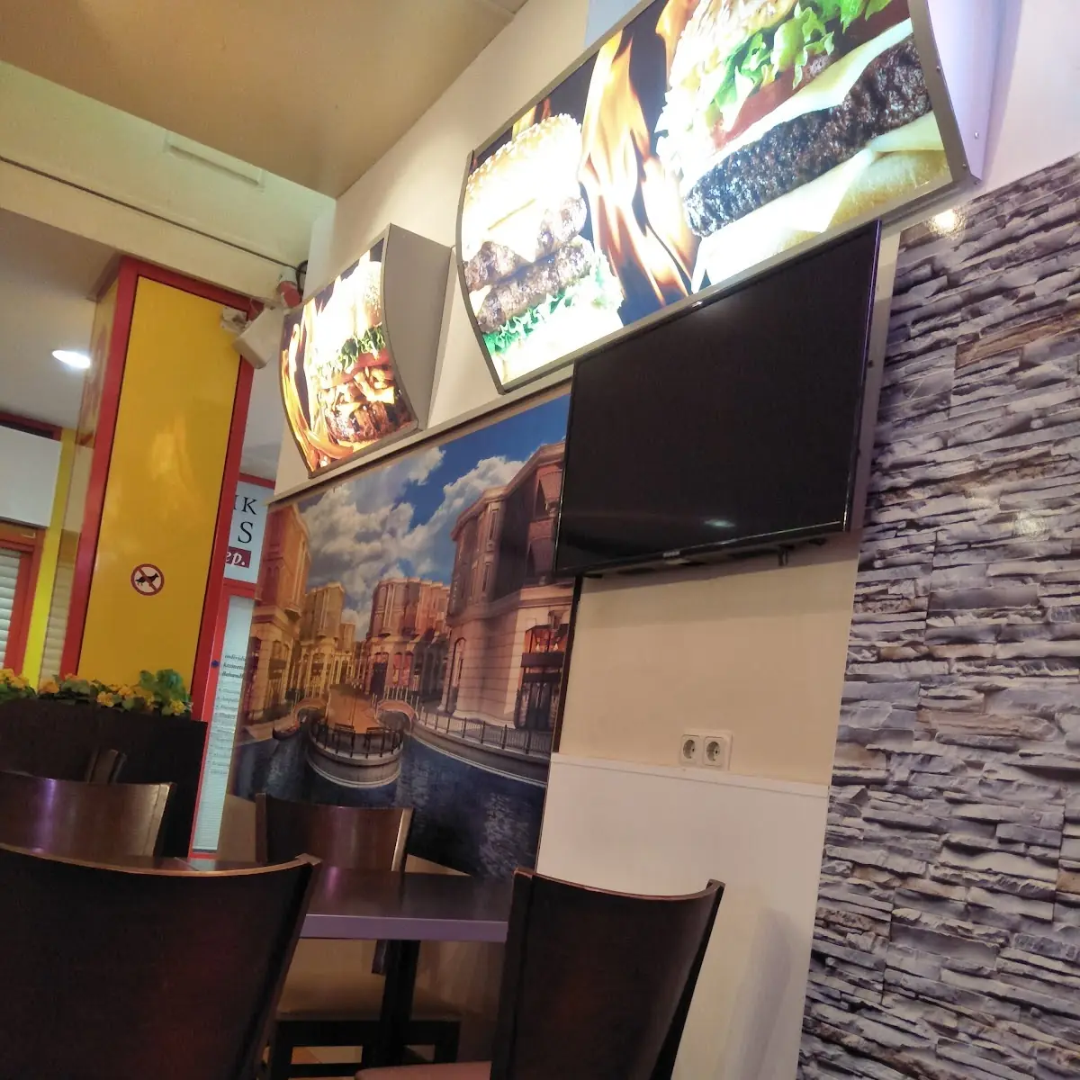 Atmosphäre, City Grill