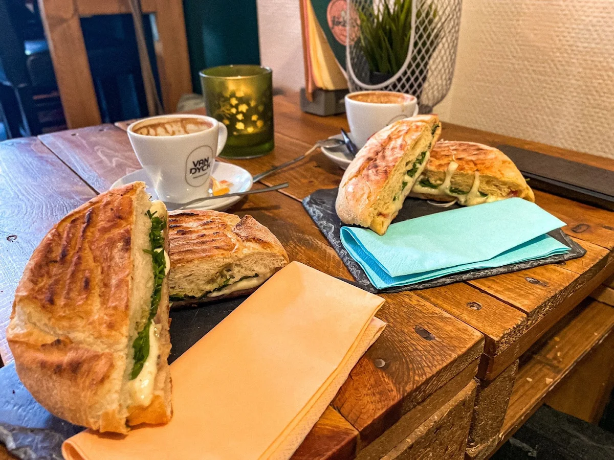 Essen und Trinken photo 1