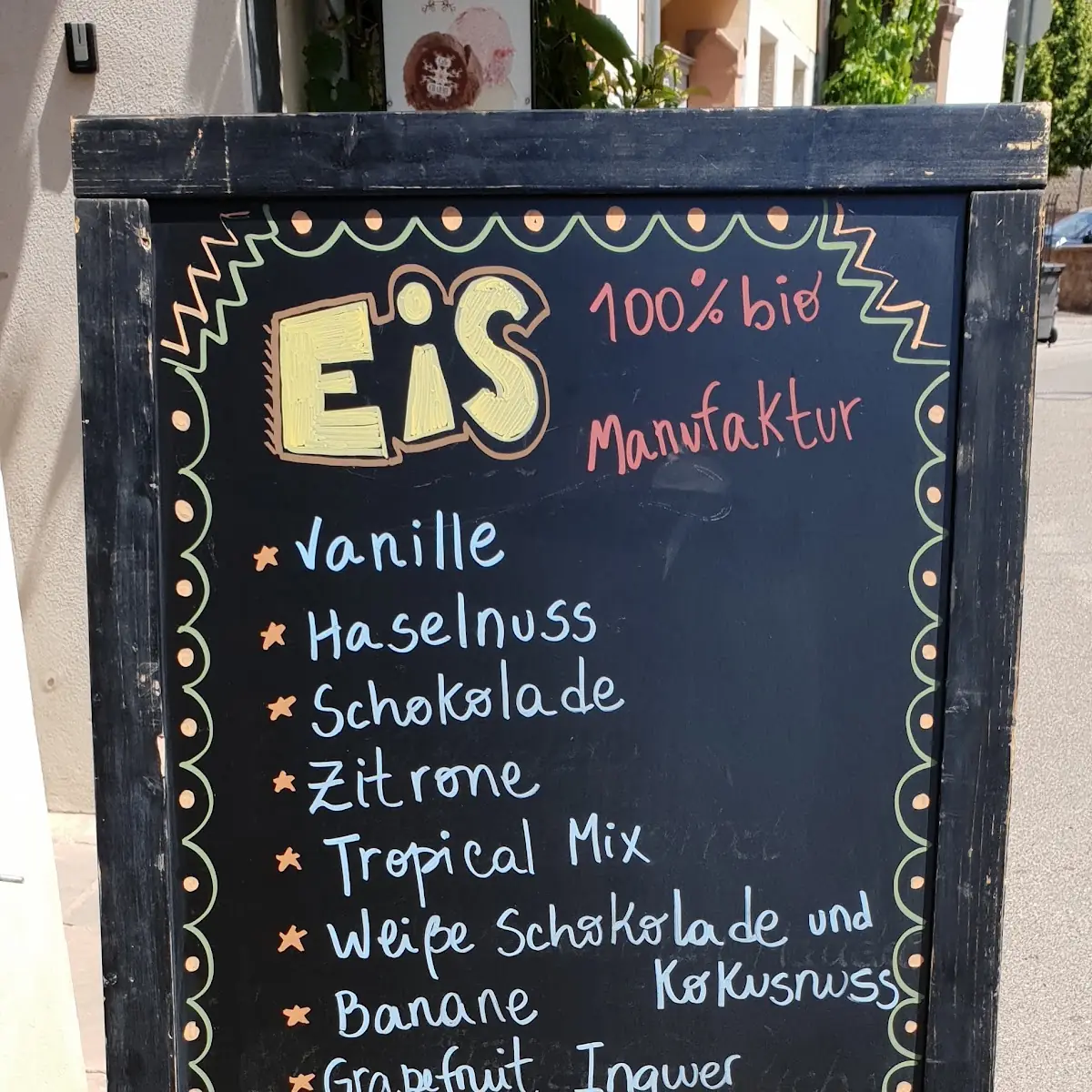Speisekarte, Café Charme und Bio-Eis Manufaktur