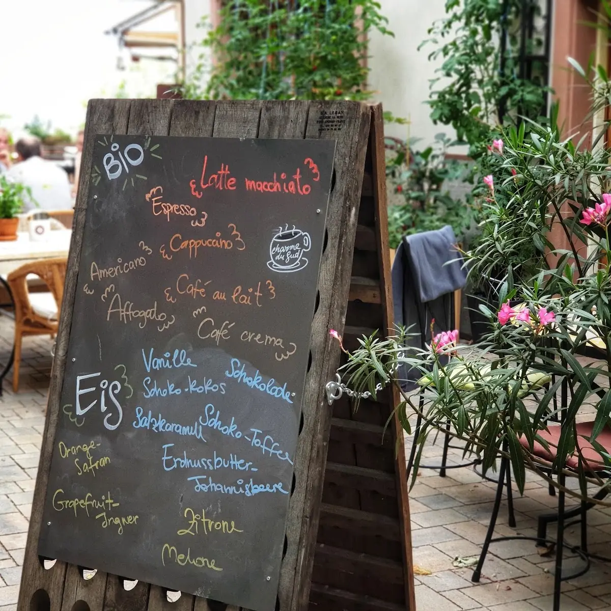 Speisekarte, Café Charme und Bio-Eis Manufaktur