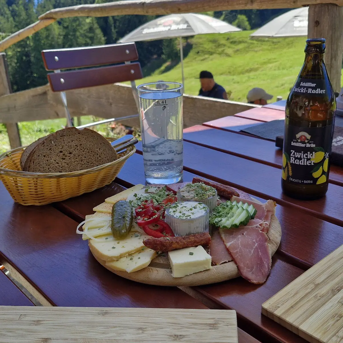Essen und Trinken photo 1