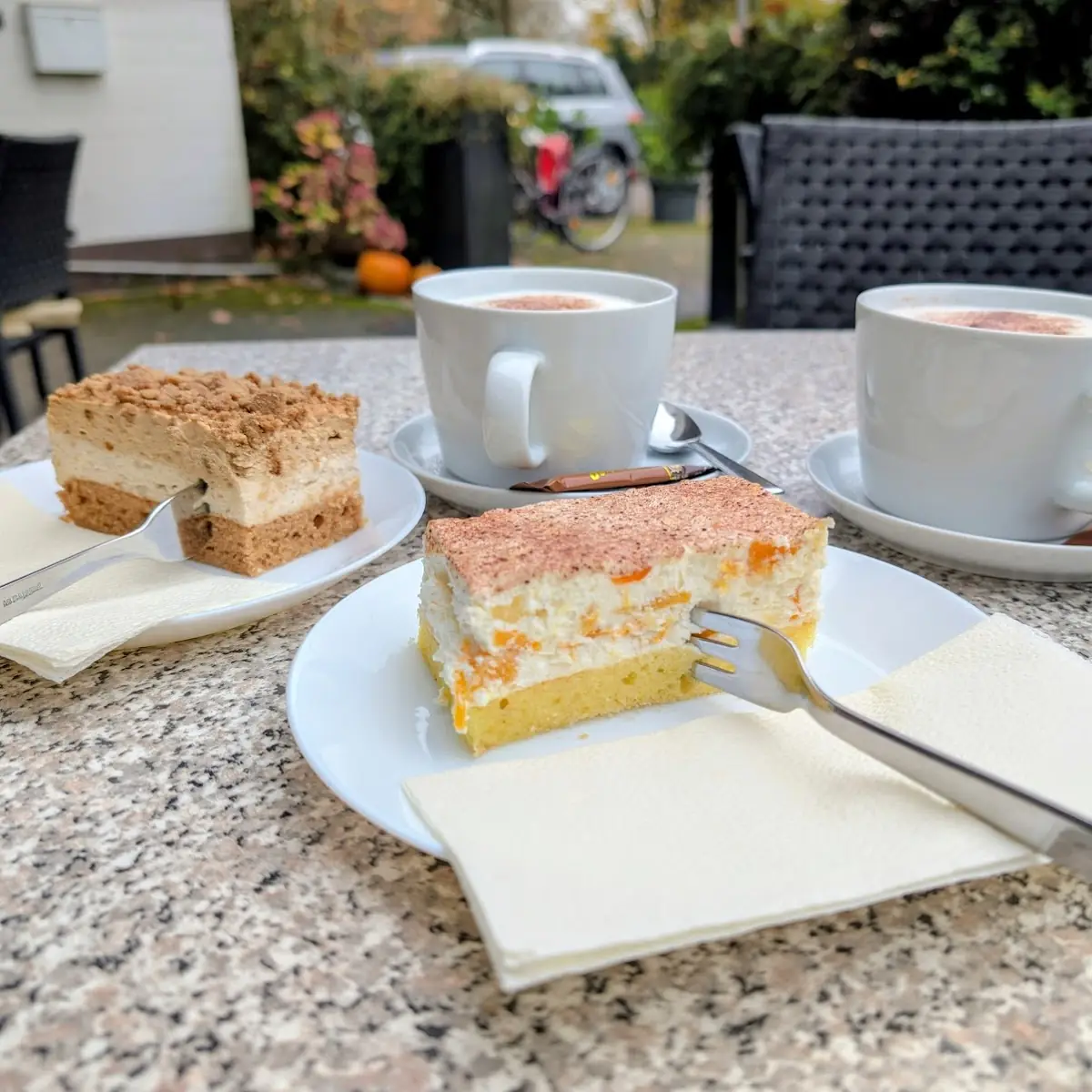 Essen und Trinken photo 2