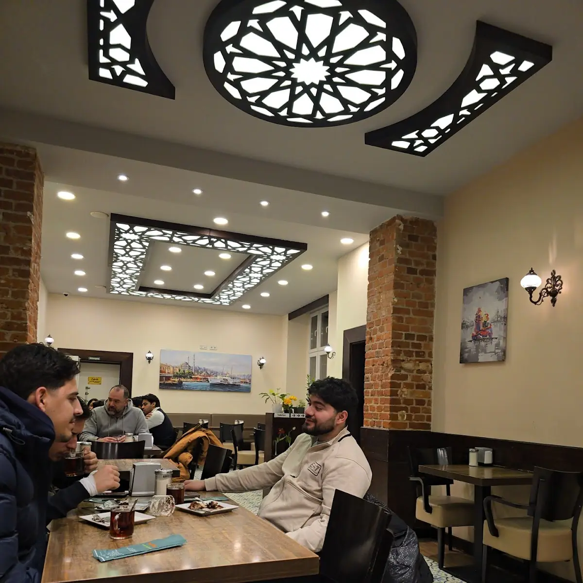 Atmosphäre, Şengüloğlu Antep Baklava