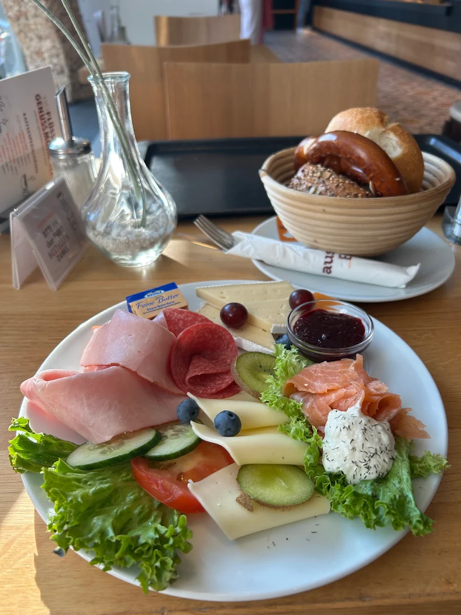 Essen und Trinken photo 2