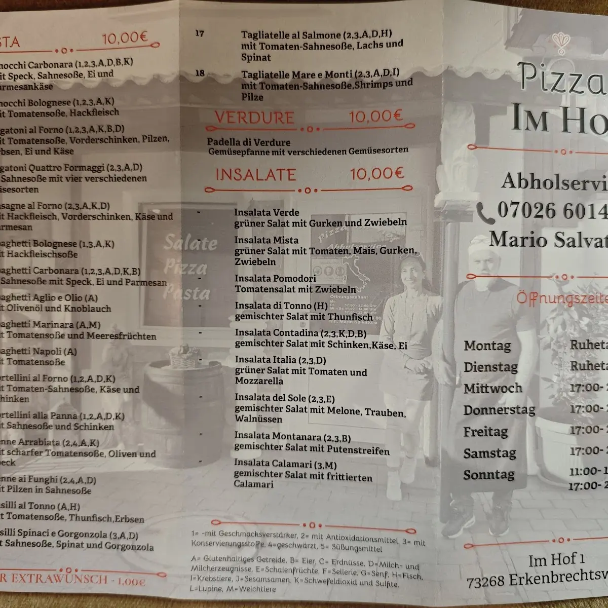 Speisekarte, Pizza im Hof