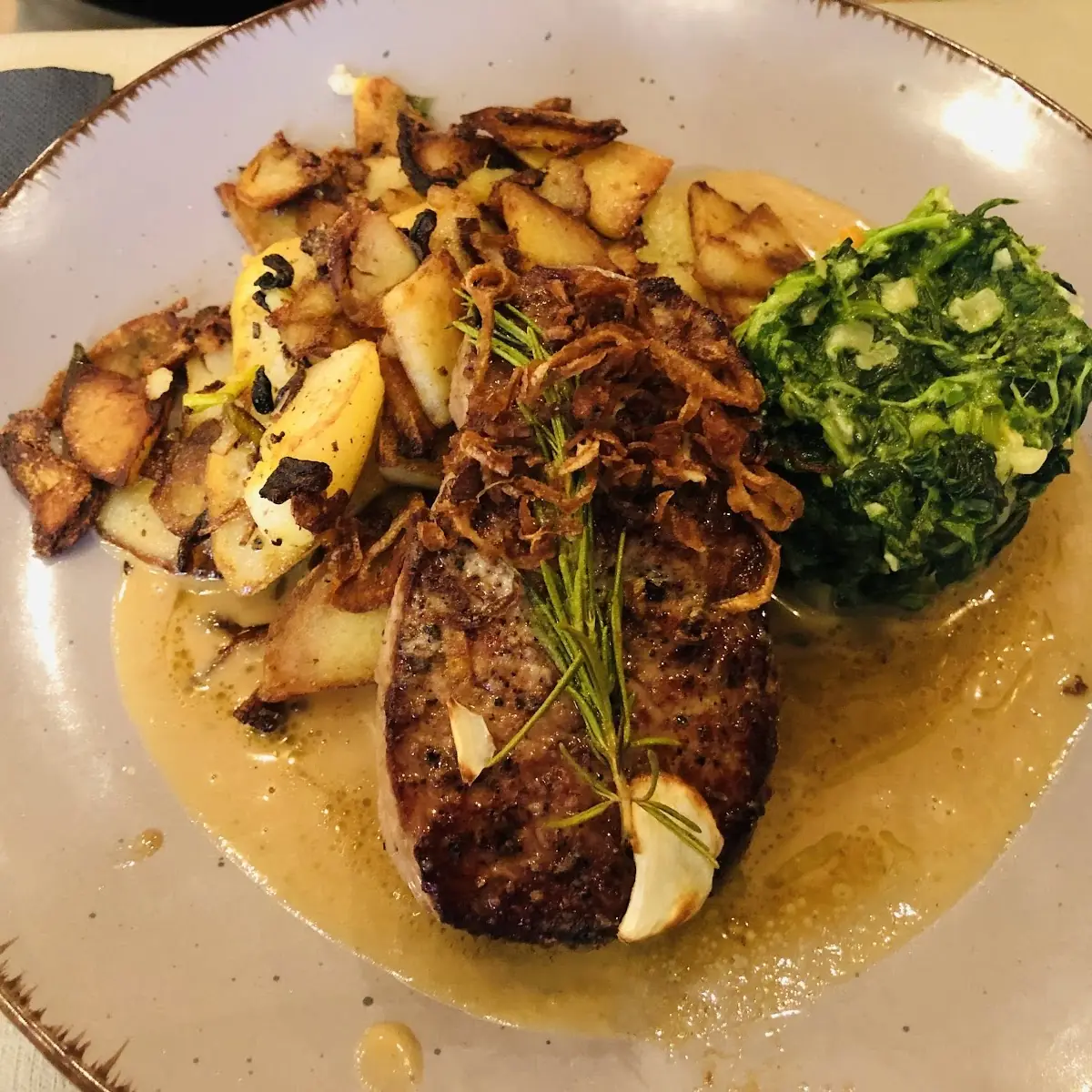 Essen und Trinken, Restaurant TopSpin