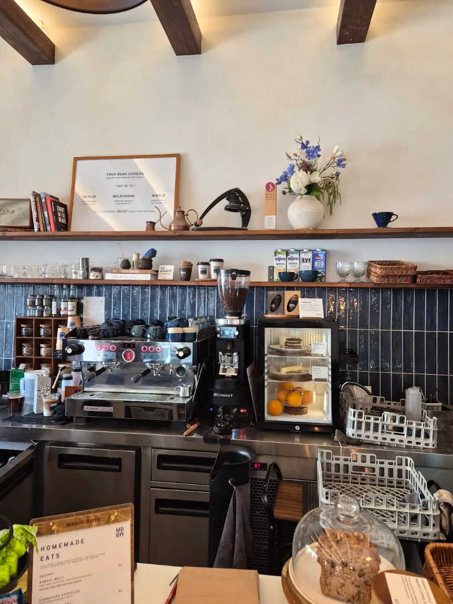 Atmosphäre, Café Magic Bitte SPECIALTY COFFEE