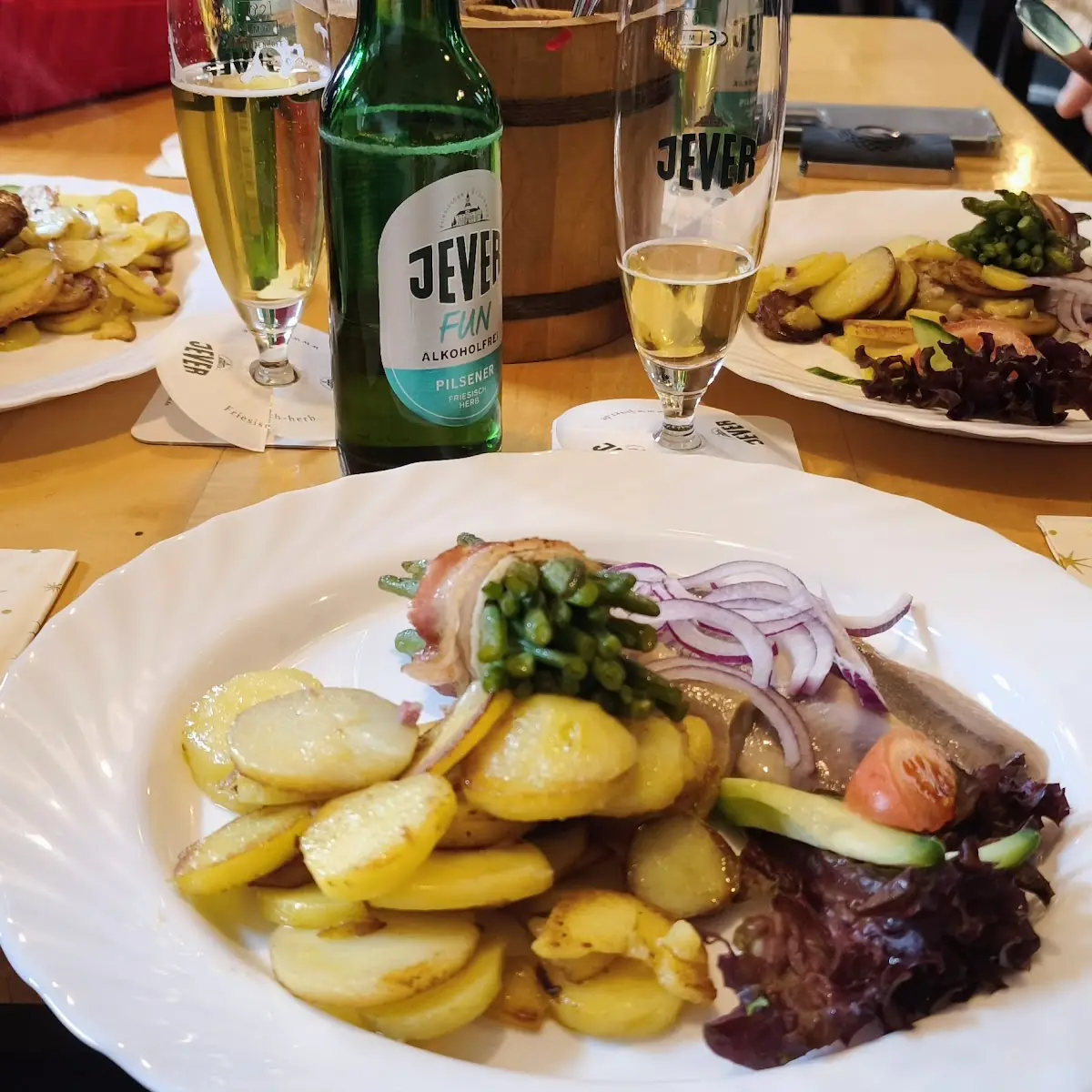 Essen und Trinken photo 3