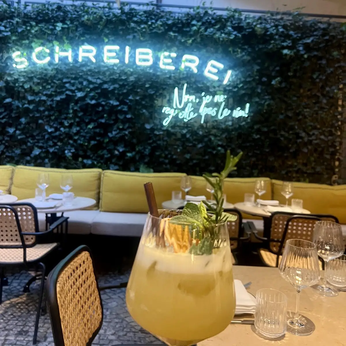 Essen und Trinken, BAR TATAR in der Schreiberei