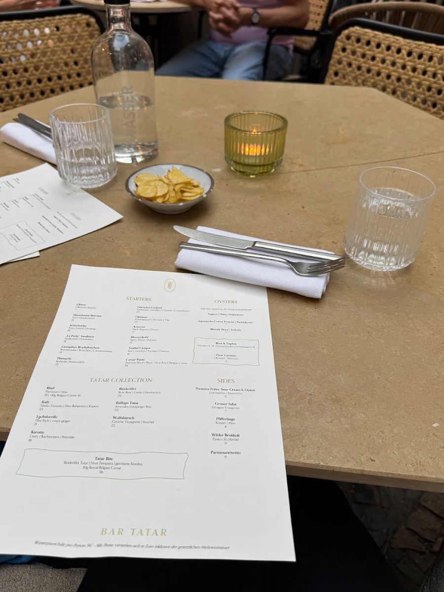 Speisekarte, BAR TATAR in der Schreiberei