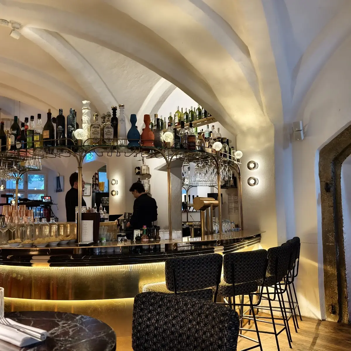 Atmosphäre, BAR TATAR in der Schreiberei