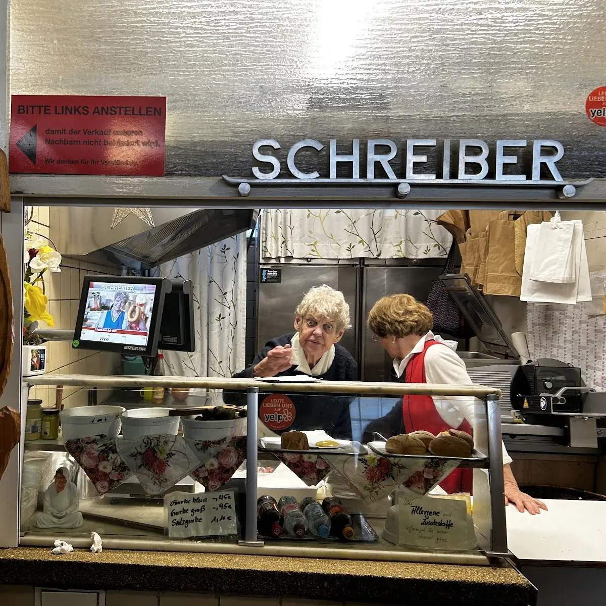 Atmosphäre, BAR TATAR in der Schreiberei