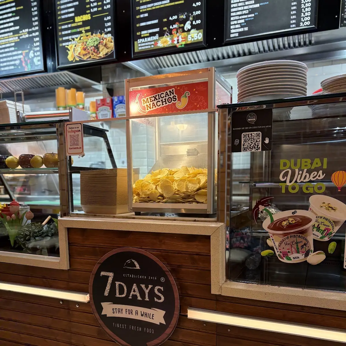 Atmosphäre, 7 Days Gemüse Kebab & Burger