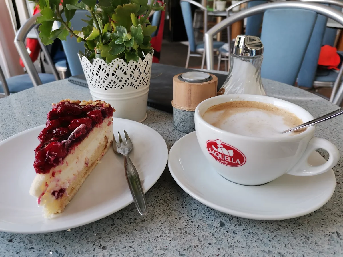 Essen und Trinken photo 3