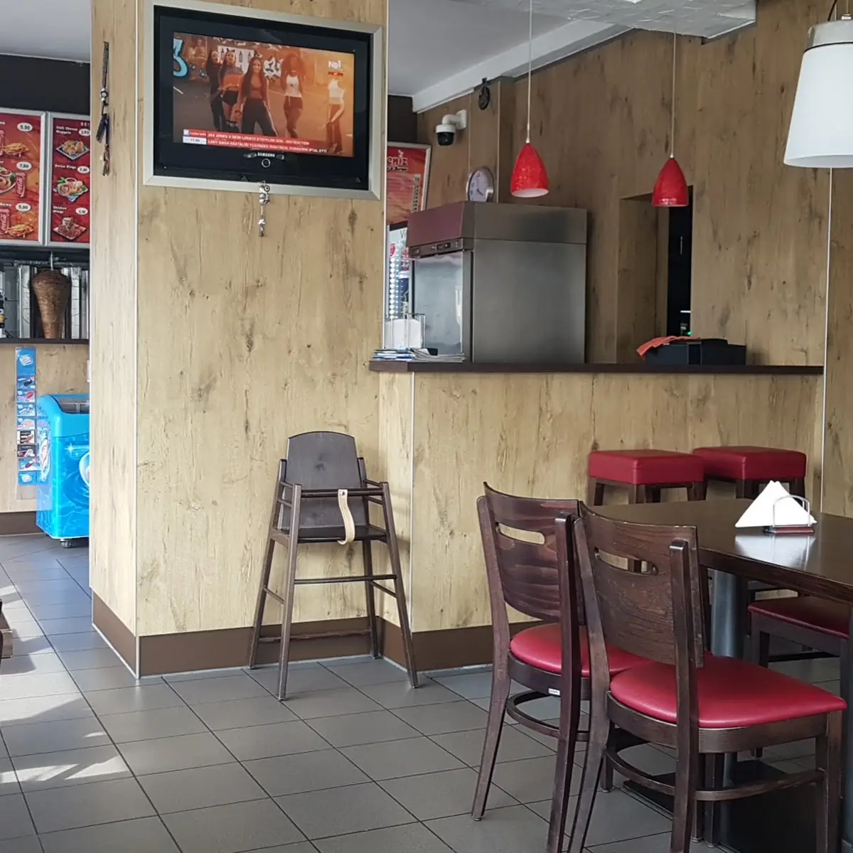 Atmosphäre, Deniz Döner