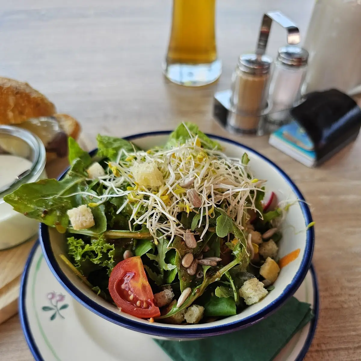 Essen und Trinken photo 2
