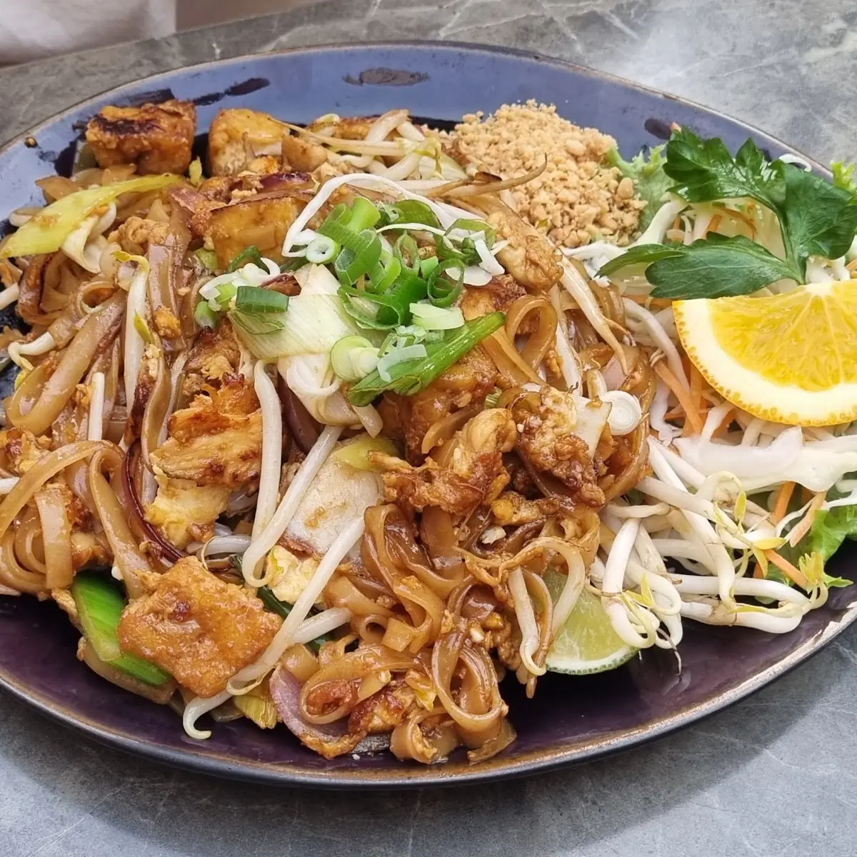 Essen und Trinken, Thung Thong Thai Restaurant