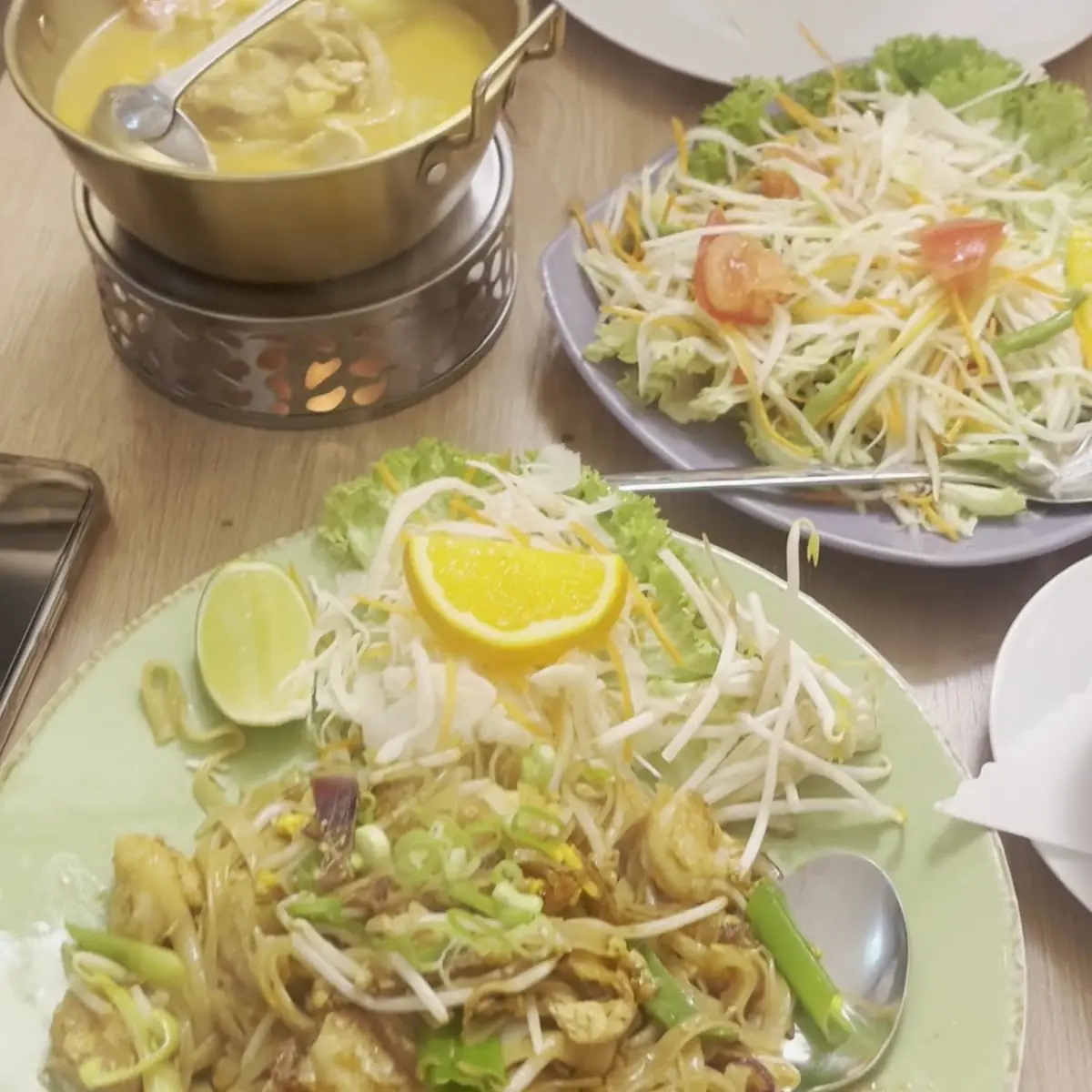 Essen und Trinken, Thung Thong Thai Restaurant