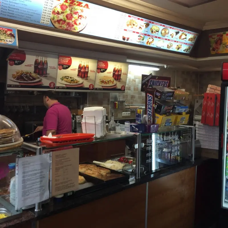 Sevil Döner Pizza Vegan Spezialitäten