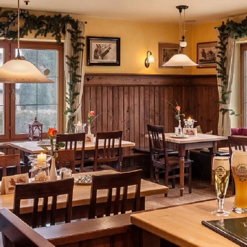 Gasthof Eberle - Restaurant und Hotel Kirchheim bei München
