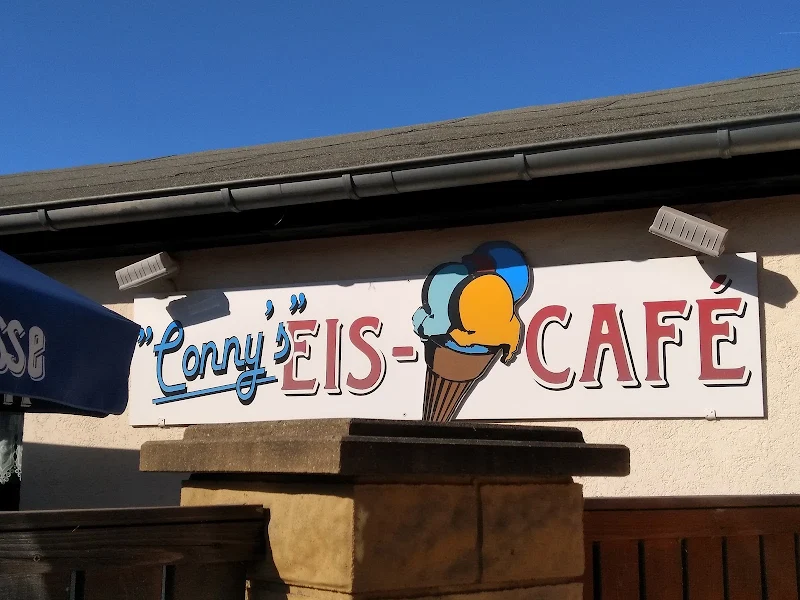 Connys Eiscafé und Asia Imbiss