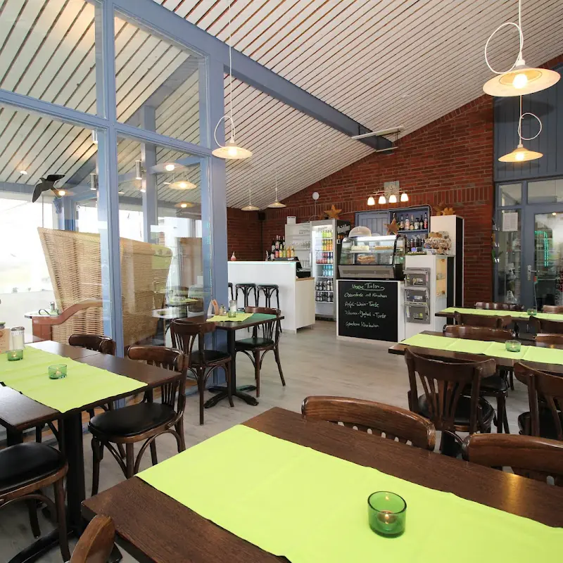 Café "Zum Strandkorb"