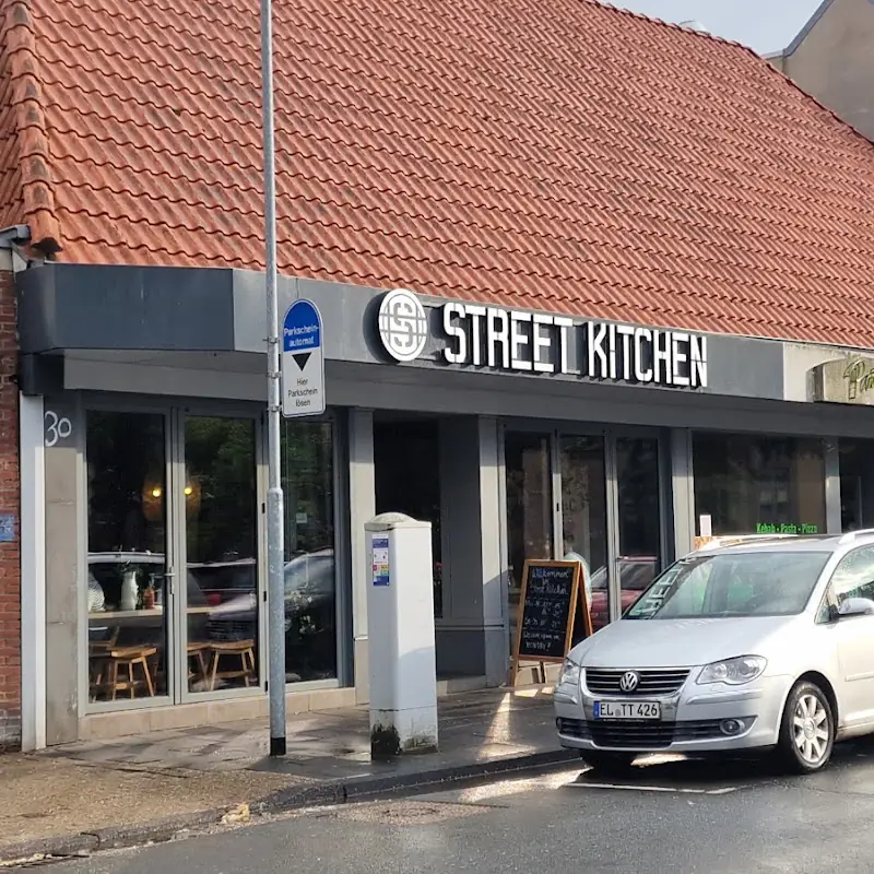 Street Kitchen