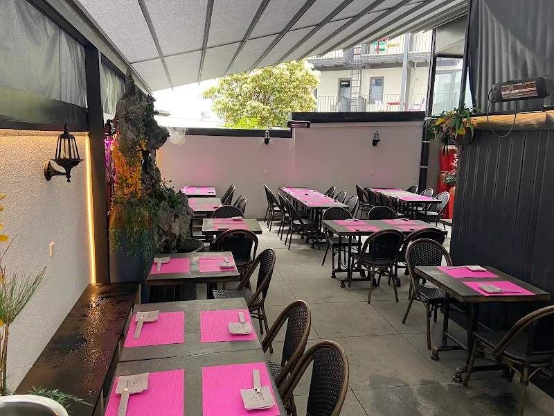 SAKURA Sushi Cafe