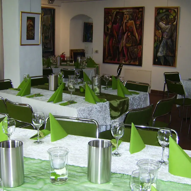 Gutsschänke und Galerie im Hofgut Unterschweinheim