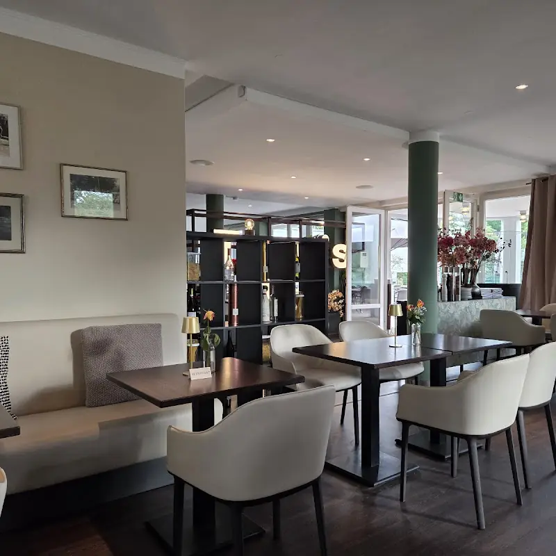 LA FAMIGLIA Ristorante & PIZZERIA