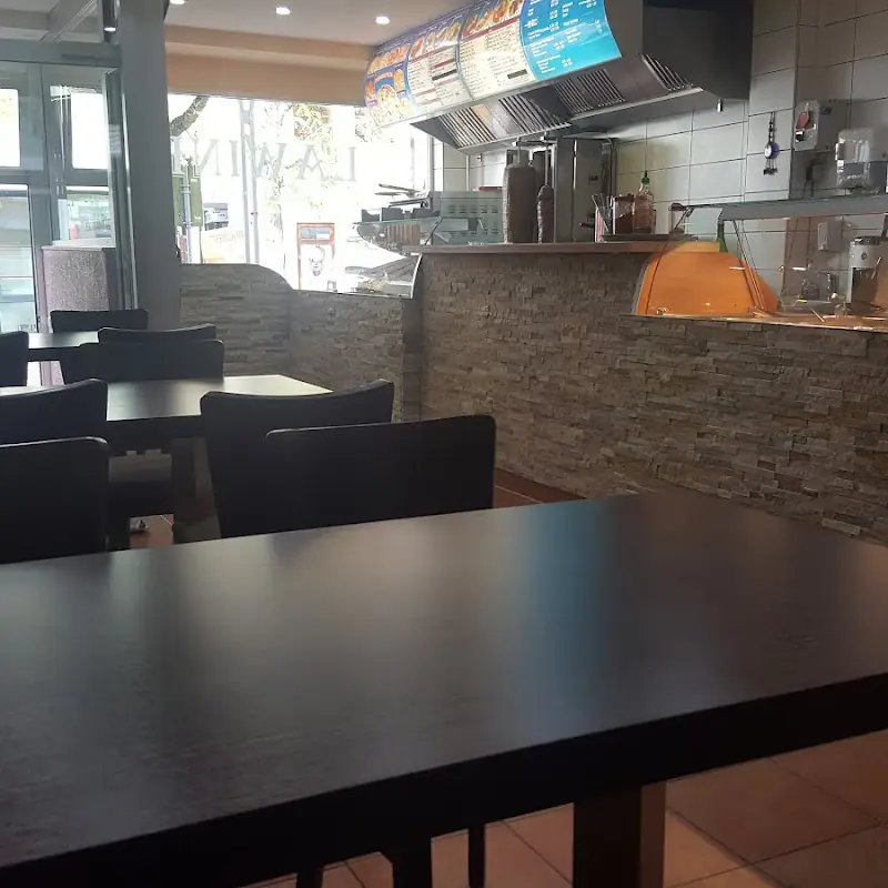 Lawine Pizza&Döner