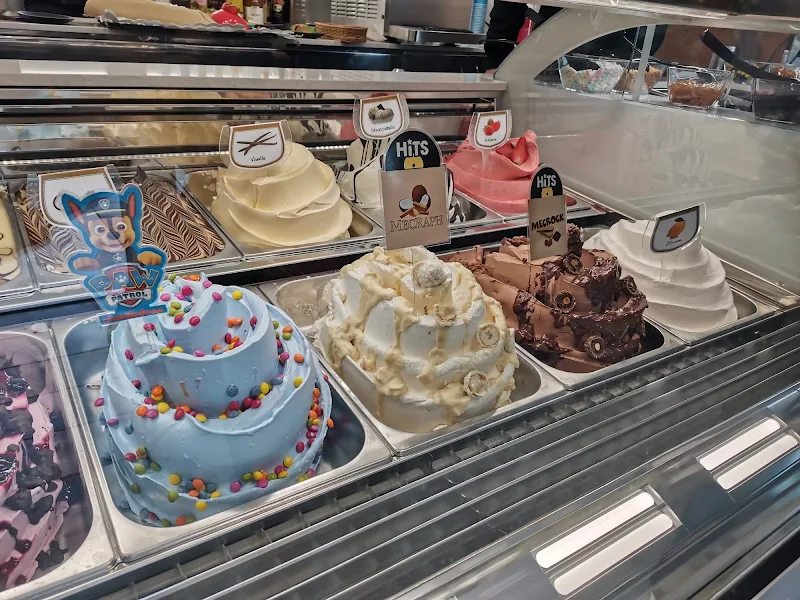 Gelateria, Yoghurteria Mi, Italienische Eisspezialitäten