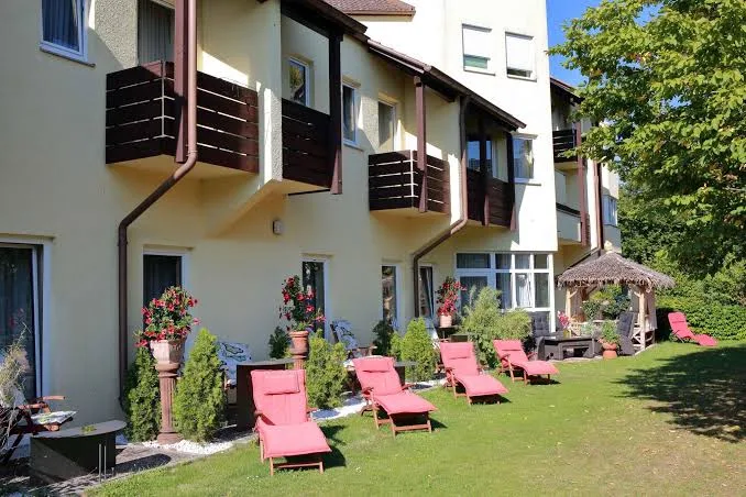 Hotel Römerstadt - Karoline H Hrachowina