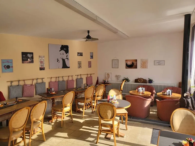Jenny's Café