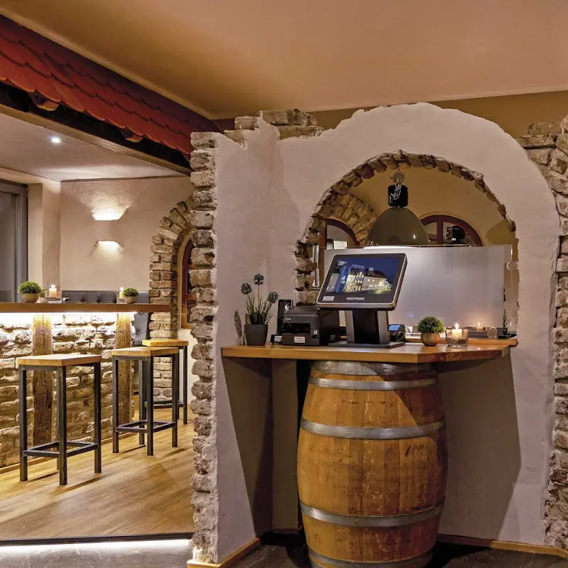 CROATICA Restaurant - Bar - Sommergarten