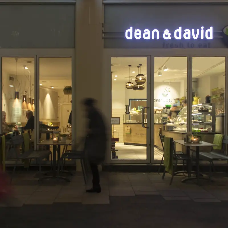 dean&david | Bowls, Salate, Curries & Snacks in Wiesbaden
