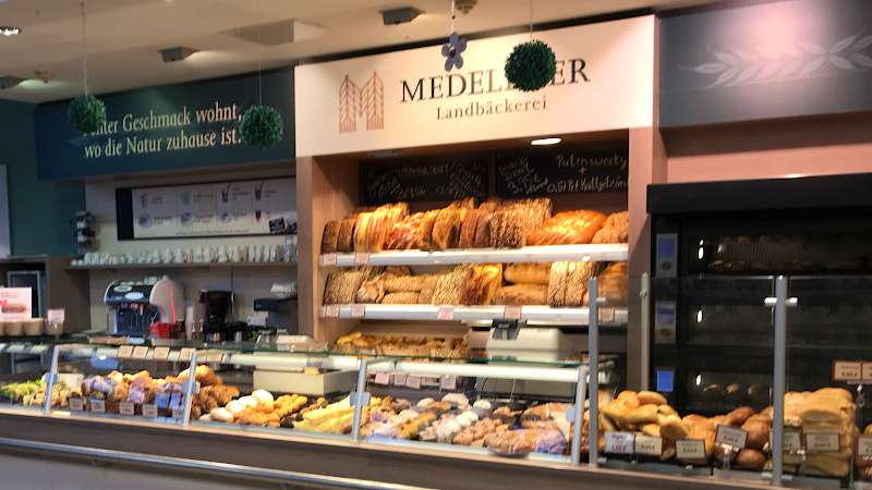 Medelbyer Landbäckerei mit Café (REWE)