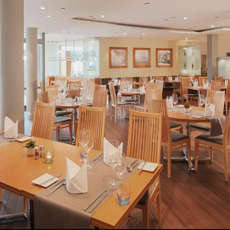 Mövenpick Restaurant and Winter Garden