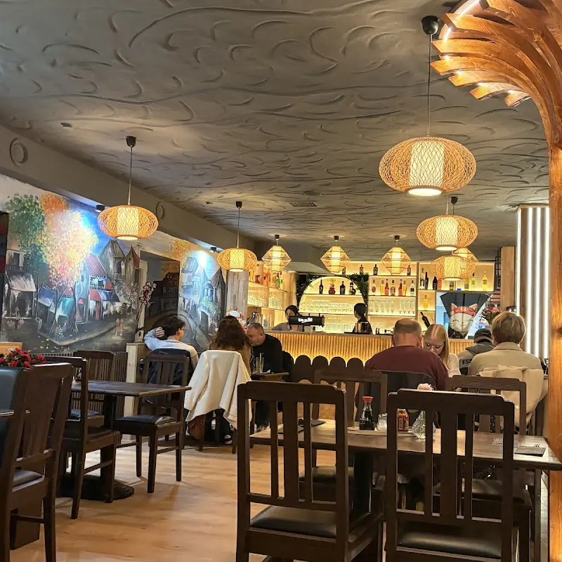 Minh Asiatische Küche und Sushi
