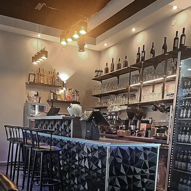 Viva Café Bar