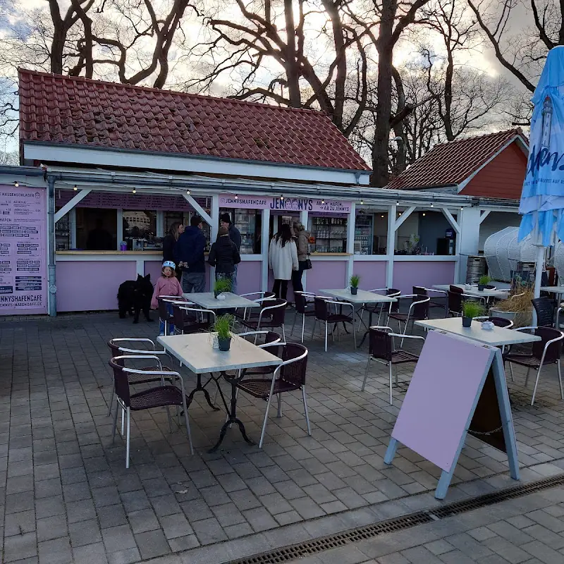 JENNYS Hafencafé · Lauterbach auf Rügen