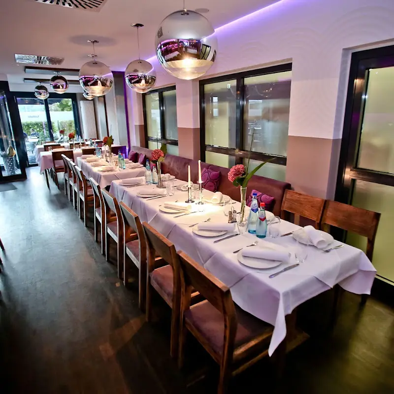 Diva Restaurant & Bar
