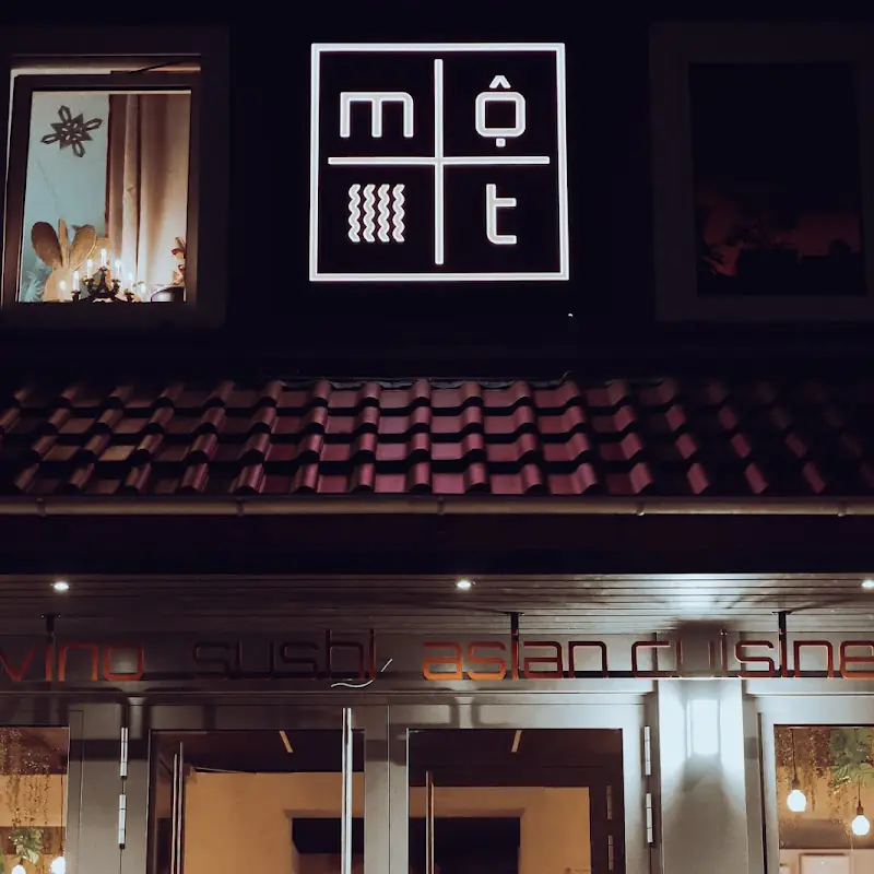 một