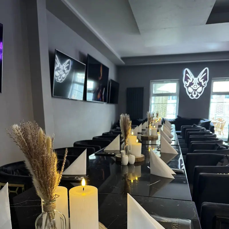 Papel Lounge - Restaurant, Bar, Lounge