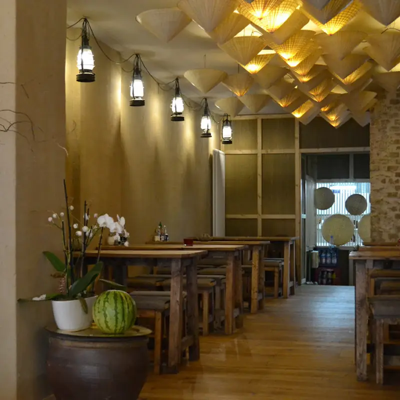 Huong Que Restaurant