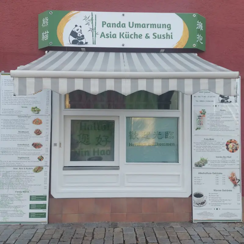 Panda Umarmung - Asia Küche & Sushi