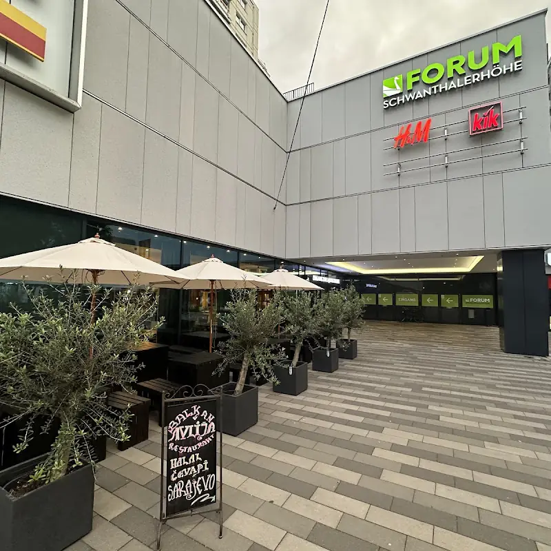 Restaurant Avlija Brzovic - Balkan Spezialitäten