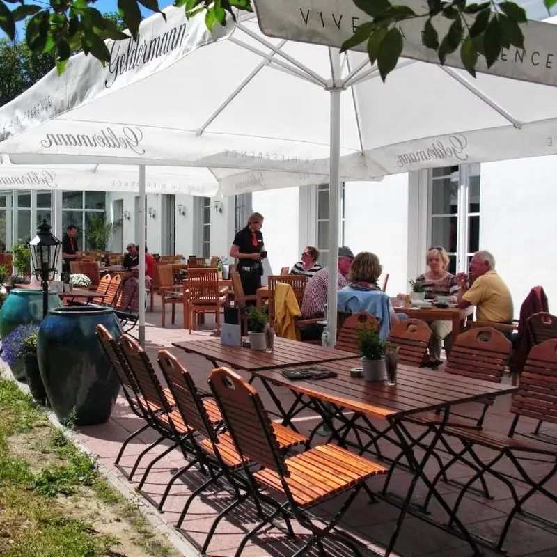 Rosencafé Putbus, Raulff - Hotels