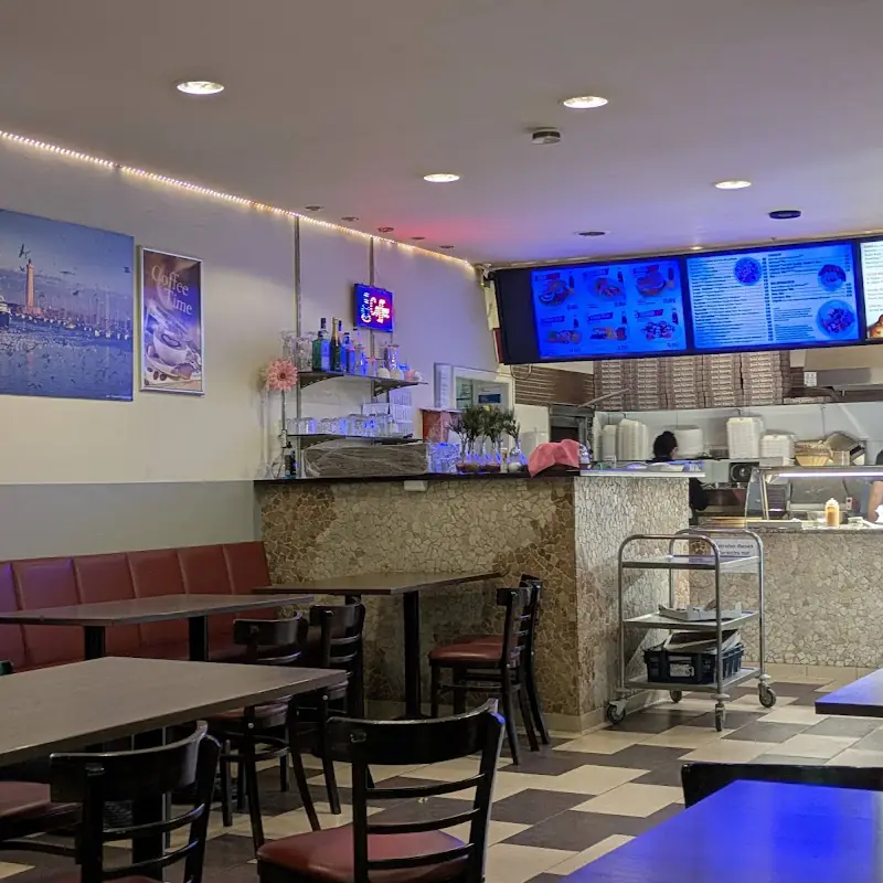 Kiyan Grill & Burger